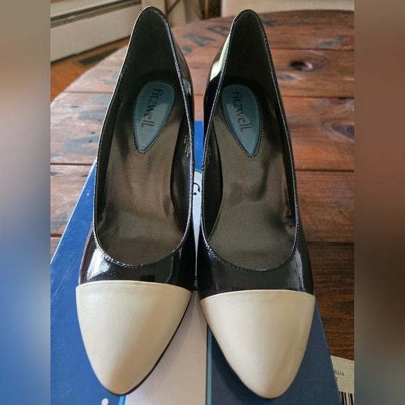Fitzwell Ophira Black And Cream Heels NWT - Picture 3 of 6